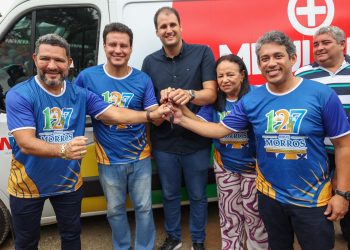 Morros: dep.Osmar filho faz entrega de ambulância e viatura juntamente com o prefeito Paraiba.