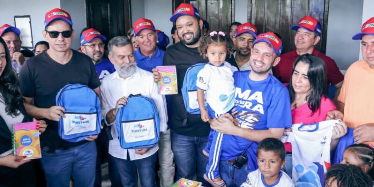 Fernando Pessoa recebe Orleans Brandão, inaugura obras e declara apoio