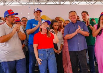 Iracema Vale participa da entrega de obras em Barreirinhas