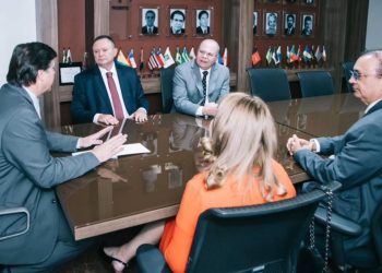 Brandão e Iracema se reúnem com presidente nacional do MDB