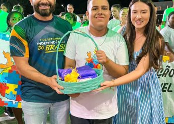 Peritoró realiza grandioso desfile alusivo a Independência com destaque para a educação, inclusão e meio ambiente