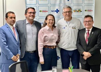 Prefeita Luciana Leocádio e Deputado Júnior Lourenço levam demandas de Buriti Bravo ao Ministério da Saúde