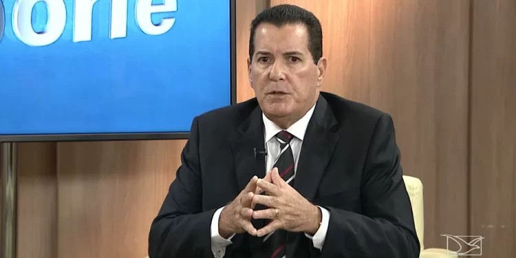 Dino segura decisão sobre afastamento do presidente da FMF e pede mais informações ao MP