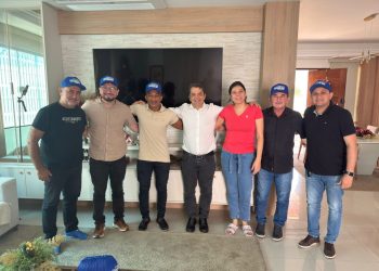 Hilton Gonçalo recebe vereadores de Santa Inês que declaram apoio à sua pré-candidatura ao Senado