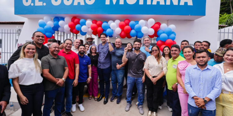 Com entregas, Governo do MA fortalece a educação de Peritoró