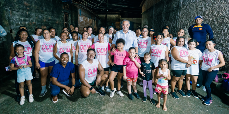 Júnior Viana visita Coroadinho e se aproxima da realidade da comunidade