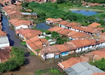 Pedreiras decreta emergência após cheia do Rio Mearim afetar centenas de moradores