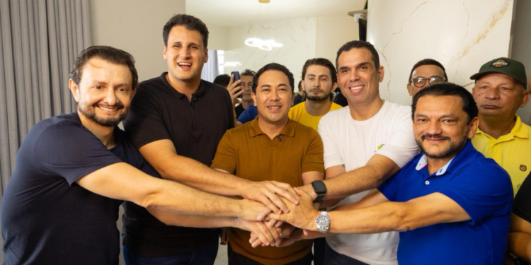 Orleans Brandão fortalece alianças políticas na Baixada Maranhense