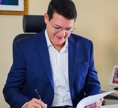 Após passagem exitosa na SEPLAN, Vinícius Ferro disputa vaga na Câmara Federal