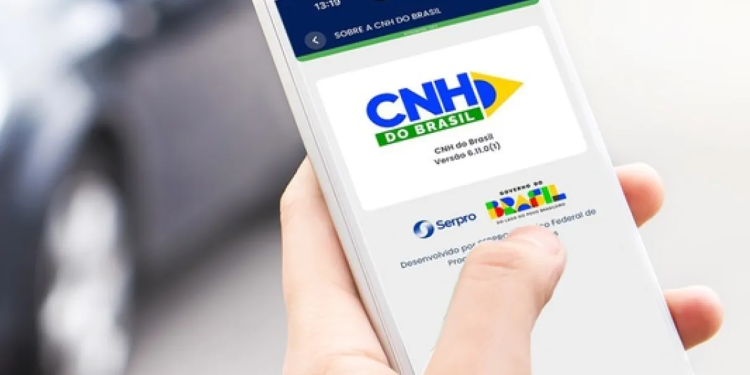 Sancionada lei que garante renovação automática da CNH