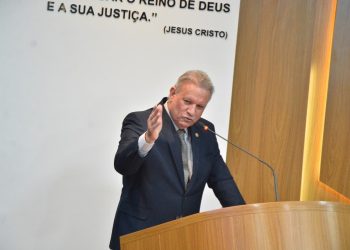 Bráulio Martins recebe título de Cidadão Ludovicense na Câmara Municipal