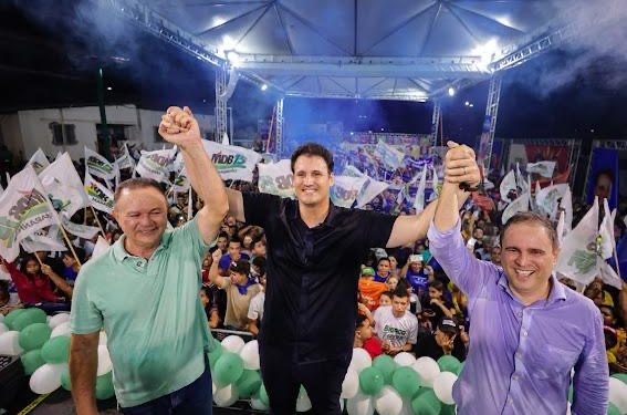 Orleans e Edivaldo reúnem mais de 10 mil na área Itaqui-Bacanga