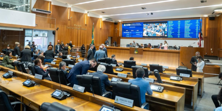ALEMA define comissão que atuará durante o recesso parlamentar