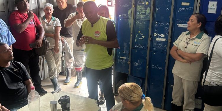 Greve da limpeza nos hospitais de São Luís é suspensa após acordo com a Semus
