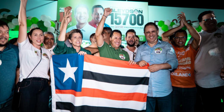 O sucesso da inauguração do comitê de São Luís de Gleydson Resende