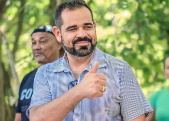 Após retornar ao cargo, prefeito de Buriticupu exonera todos os comissionados