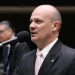 Oposição pede impeachment de Moraes por busca contra fonte de Luís Pablo