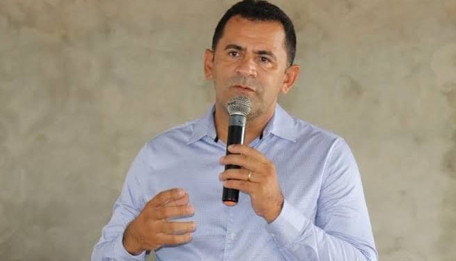 TSE suspende cassação e mantém prefeito Mecinho no cargo em São João Batista