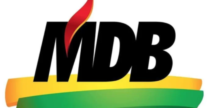 Maioria dos diretórios do MDB vai com Flávio Bolsonaro, o do MA vai com Lula