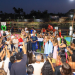 O prefeito de Paço do Lumiar, Fred Campos, inaugurou, na noite da sexta-feira (23 de outubro), a Reserva Parque Ambiental Guegueu Yotsumoto, no Sítio Grande. A solenidade reuniu a primeira-dama e deputada estadual eleita Maedja Campos, vereadores, secretários municipais e a comunidade. A inauguração também contou com a presença de familiares do empresário Guegueu Yotsumoto, que acompanharam a entrega do parque batizado em sua homenagem, in memoriam. A participação da família marcou a celebração e o reconhecimento à memória do homenageado. Com mais de 9 mil metros quadrados de área construída, o parque conta com pista de caminhada, playground, espaços instagramáveis e estacionamento. Entre os principais atrativos está o amplo lago, que compõe a paisagem e proporciona um cenário especial para os visitantes.