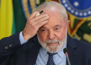 Votos da terceira via e abstenção dificultam virada de Lula
